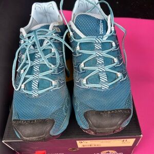 La Sportiva
Ultra Raptor II Trail Running Shoe - Women's Size 41